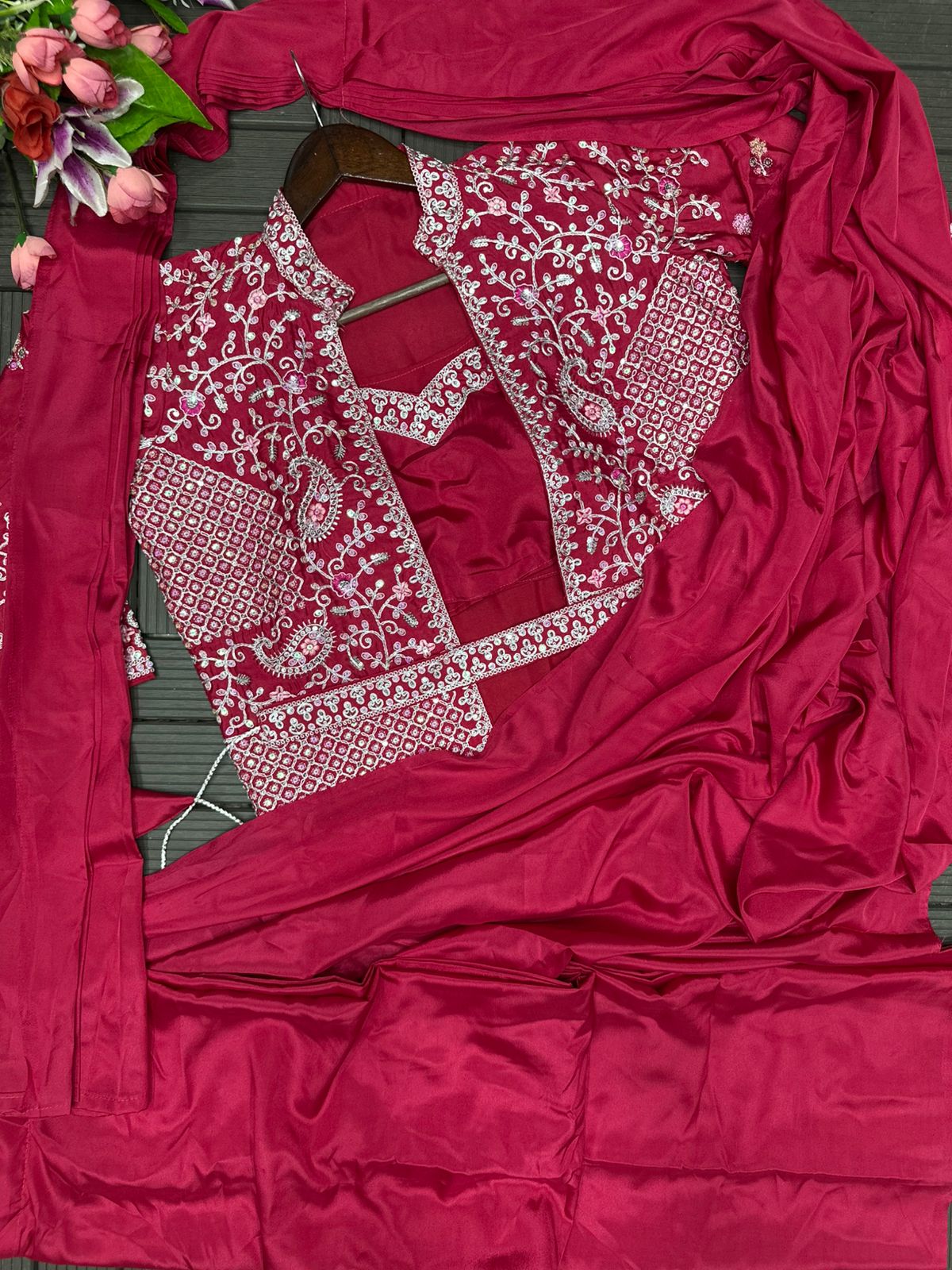 1 Minute Saree Ready To Wear with Full Coat - Heavy Rangoli