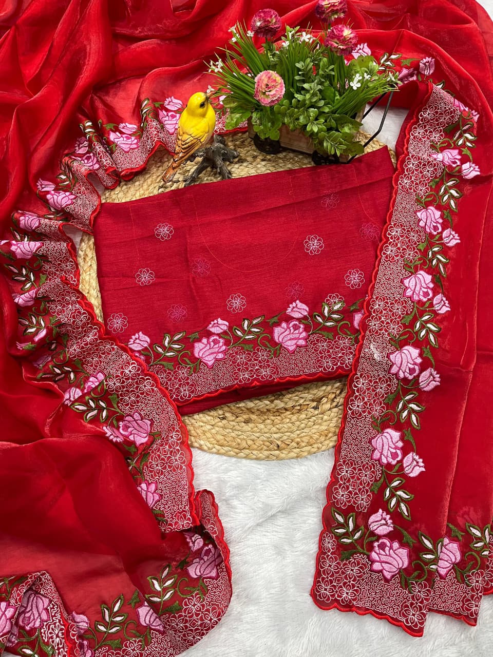 Glass Tissue with Embroidery