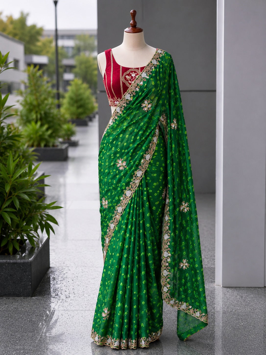 Pure space silk with bandini design beautifully designed with handwork 