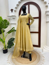 Designer Gown with Pent Set – Elegant Ethnic Wear