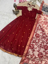Gown with Jaacquard weaving zari butti