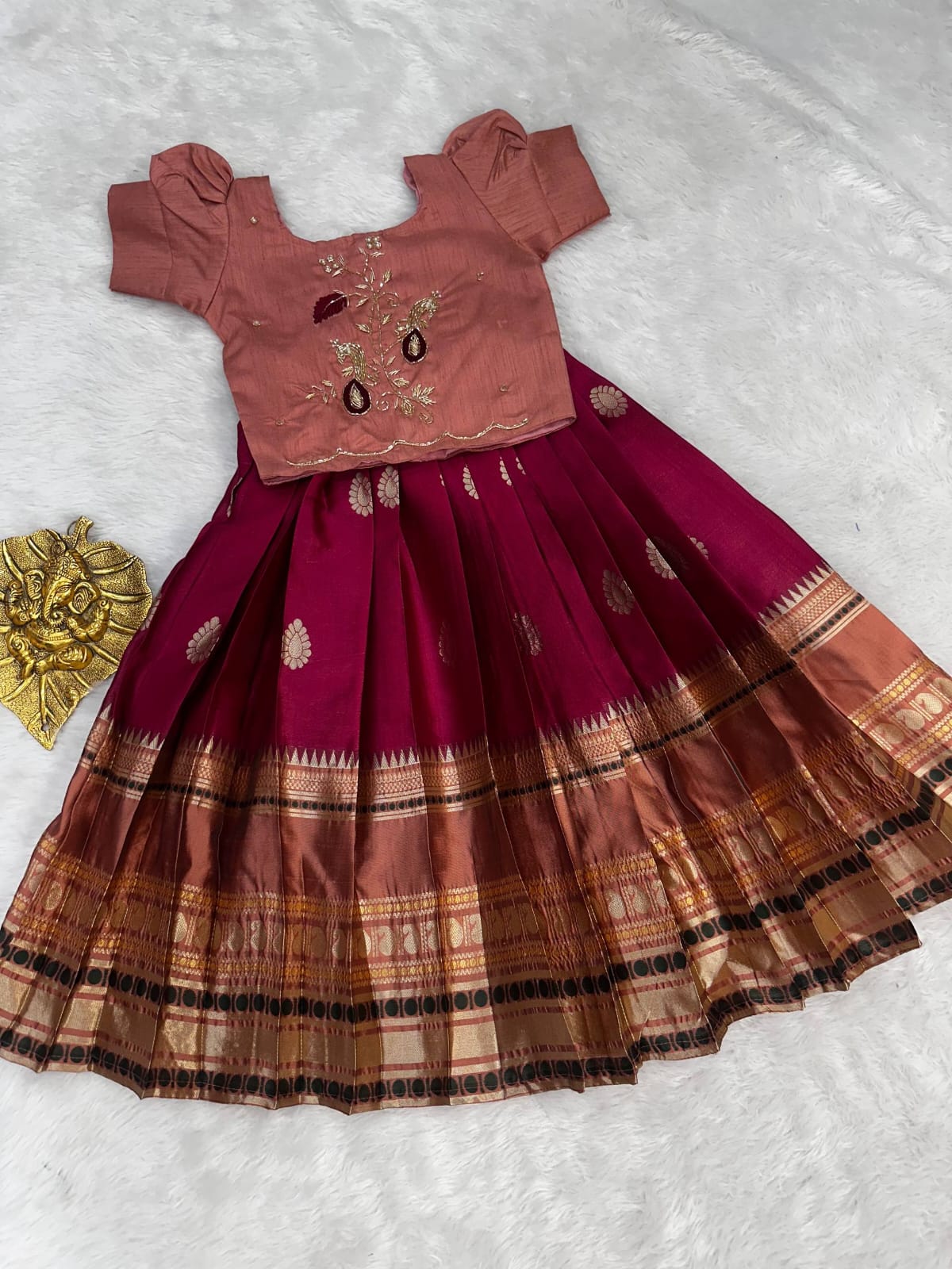 Kids lehenga with handwork