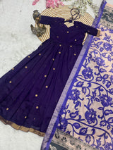 Gown with Jaacquard weaving zari butti