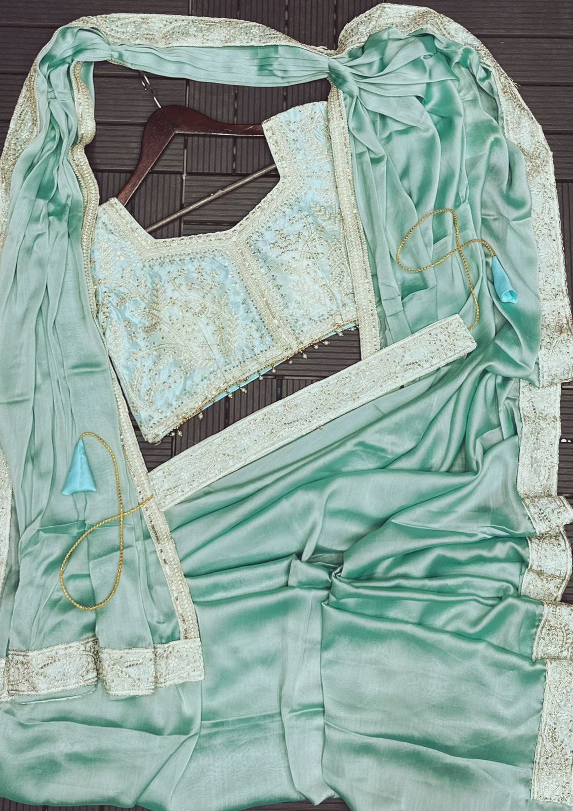1 Minute Saree - Heavy Rangoli - Sea Green