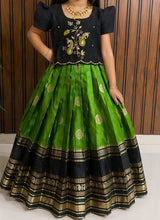 Kids lehenga with handwork