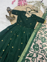 Gown with Jaacquard weaving zari butti